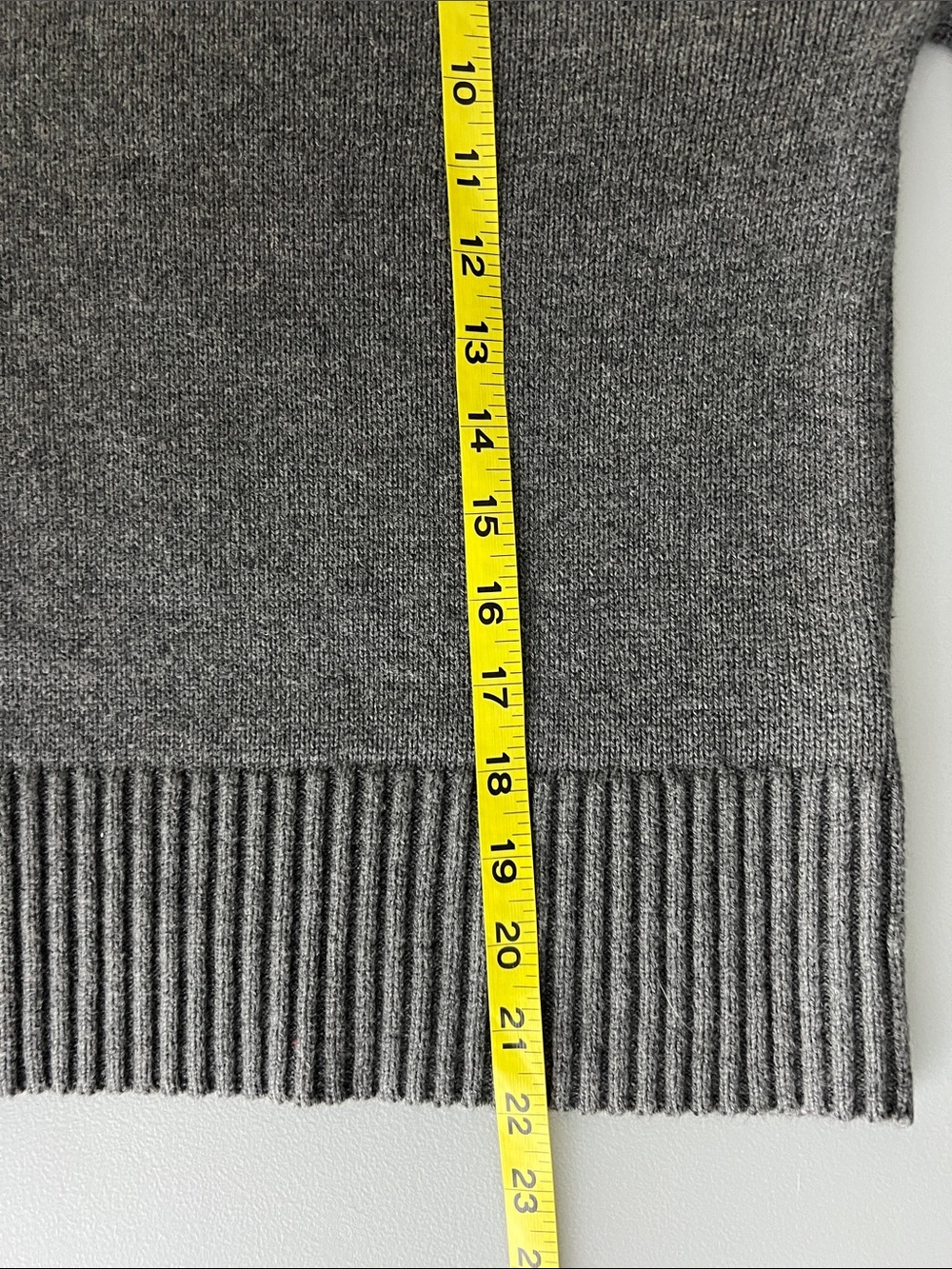 New Everlane The Boxy Sweater in Everyday Cotton Heathered Charcoal in Size M - Picture 10 of 12